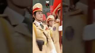 [Хельмачи] Парад Вьетнамских Женщин-Солдат В Традиционных Костюмах