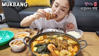 Real Mukbang:) Hangover Cure! GAMJA-TANG (Pork Back Bone Soup) ★ (ft. Noodle)