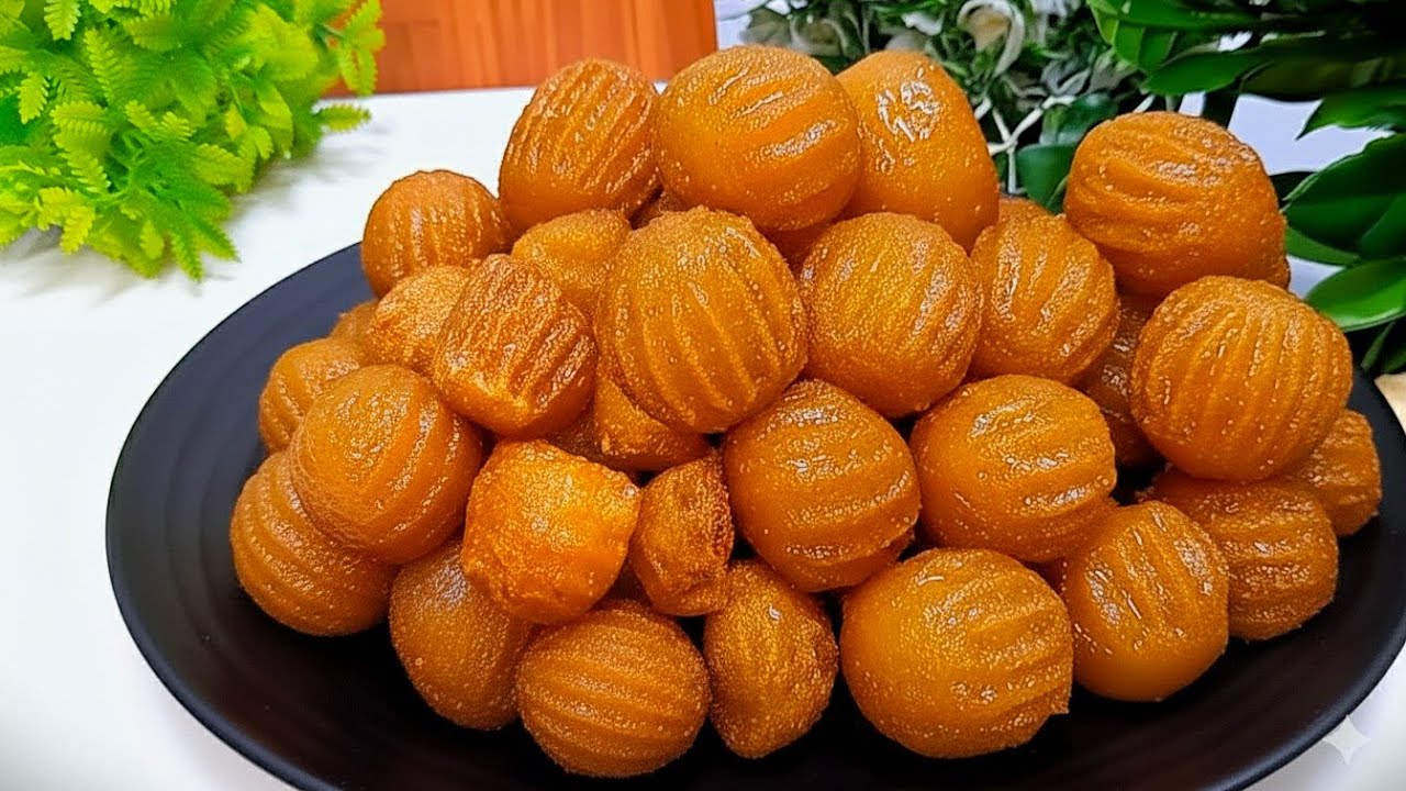 عندك شويه سميد تعالى فى ٥ دقائق بس❗حضرى حلوى بدون بيض ولا لبن طريه من جوه ومقرمشه من بره تحفه👌