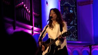 Watch Kt Tunstall Waiting On The Heart video