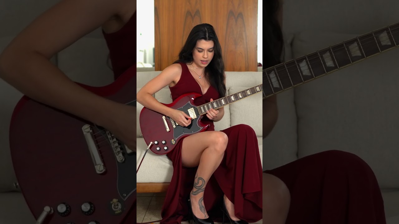 B.B. King - The thrill is gone (by Larissa Liveir) adlı videoyu YouTube'da izle B.B. King - The thrill is gone (by Larissa Liveir) adlı videoyu YouTube'da izle