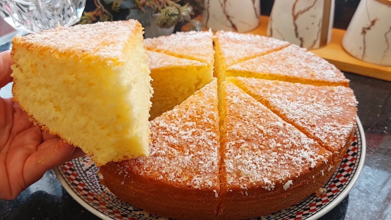 كيك العيد / ضيفي هاد المكون وأحصلي على كيك دهبي خفيف  إسفنجي بحال القطن وحجمو مضاعف 😋