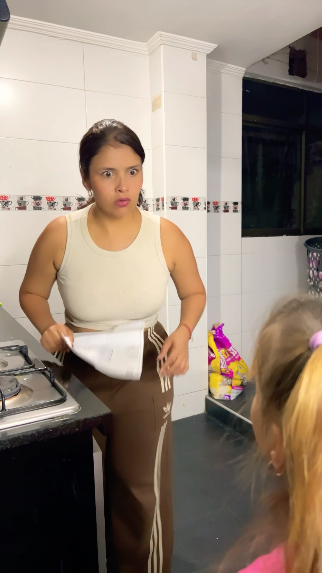 LISTA DE ÚTILES EXTRAÑA ? #humor #cosasdefamilia #comedia #shortviral