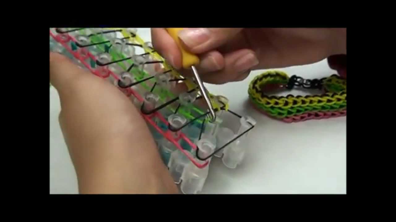 EXPRESSIONS DIY 300 Piece Metallic Loom Bracelet Rubberbands