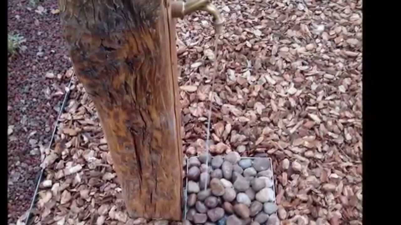 Fontana in legno riciclando una vecchia trave youtube Fontana da parete per giardino