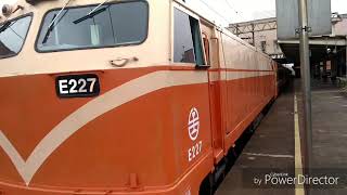 樹林火車站513次莒光開車自動門E227