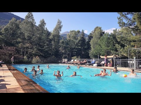 Video-thumbnail van Camping L