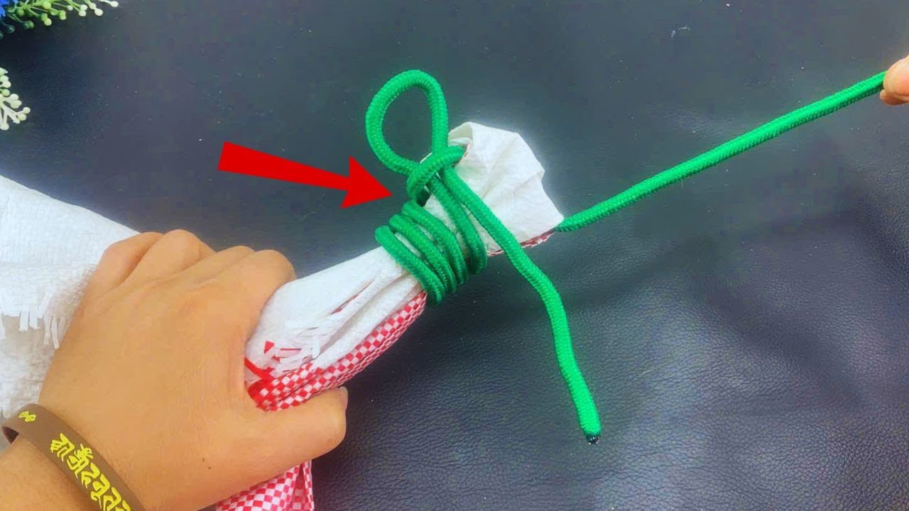 5 Super Quick And Easy Knot Tying Methods For Everyday Tasks - YouTube - Efficient Knot Tying Techniques For Quick Secure Lacing