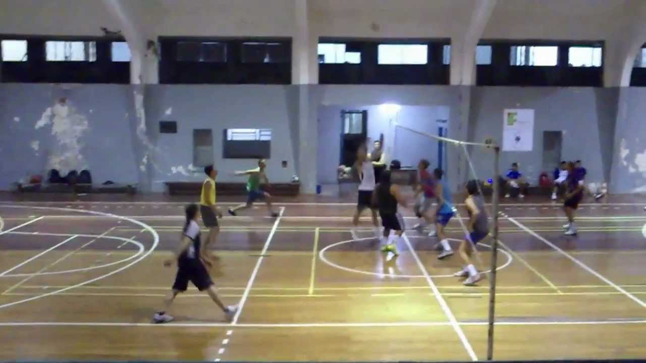 Ataque na ponta - Roberto Bastos