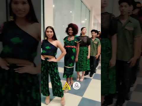 Desfile de moda con SIABIBIMOLAS #durdaggednega #cultura