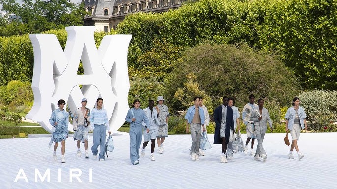 Défilé Louis Vuitton Cruise 2022 : l'allure japonisante 3.0 de