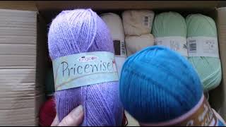 Yarn unboxing. Happy mail