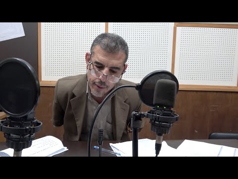 رضا عبدالسلام حكاية مذيع بلا ذراعين 30 سنة خدمة داخل إذاعة القرآن الكريم