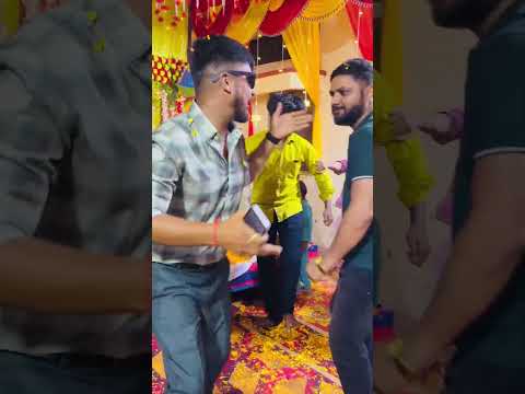 Bhojpuri Gaane bina shaadi Adhuri h🤣 #prajapatiji #digitalcreator #wedding #indianwedding #family