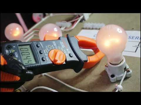Video: ¿Es constante el amperaje en un circuito en serie?