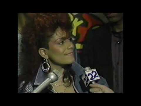 Lisa Lisa & Cult Jam ft Full Force - "Head To Toe" (Live At The N.Y. Music Awards)