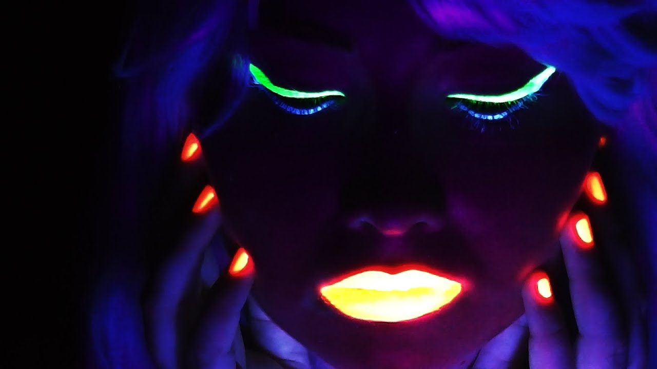Demi Lovato Neon Lights Makeup Tutorial UV Markta Venen YouTube