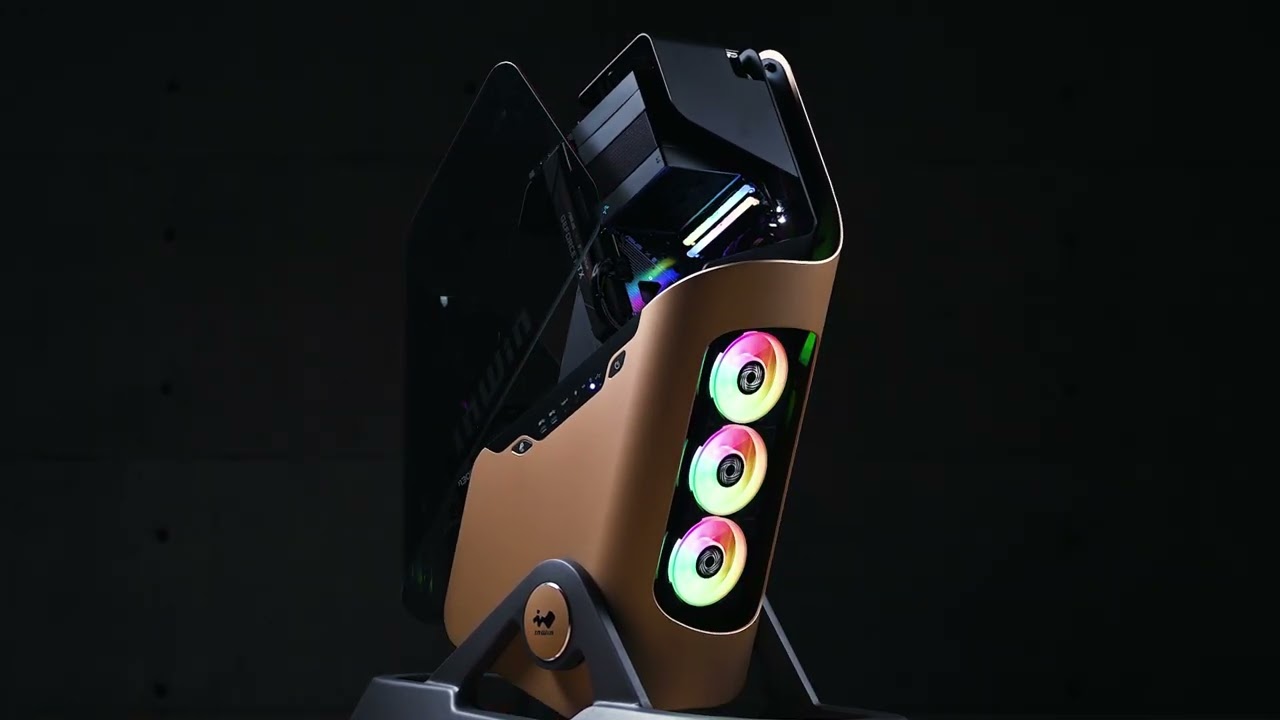 画像と動画で見る圧倒的存在感の動く100万円PCケース、InWin「Infinite