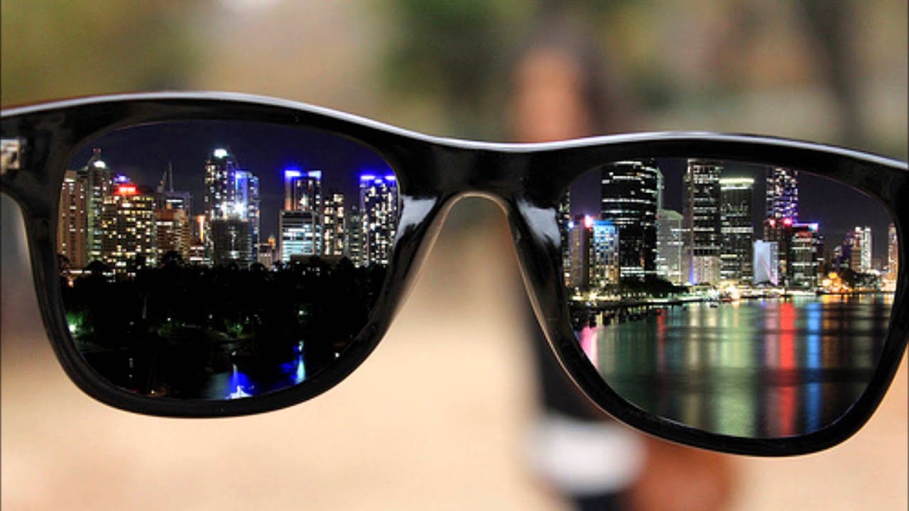 Фото отражение в очках. Солнцезащитные очки. Отражение в очках. Очки с отражением. Крутые солнечные очки.