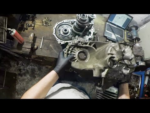 Mitsubishi FTO Manual Gearbox Disassembly