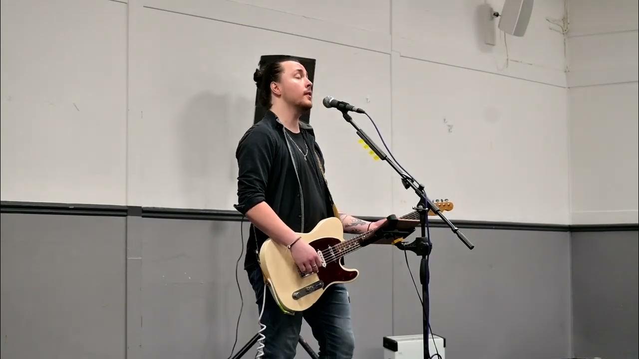 Joe Keeley Disappearing tail lights and Blue ain't your colour YouTube