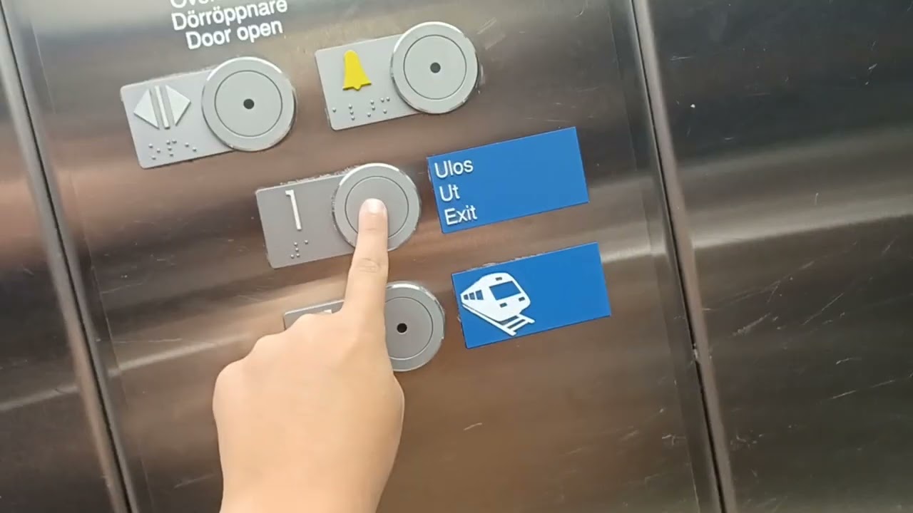 aviapoliksen rautatieasema toinen vino hissi