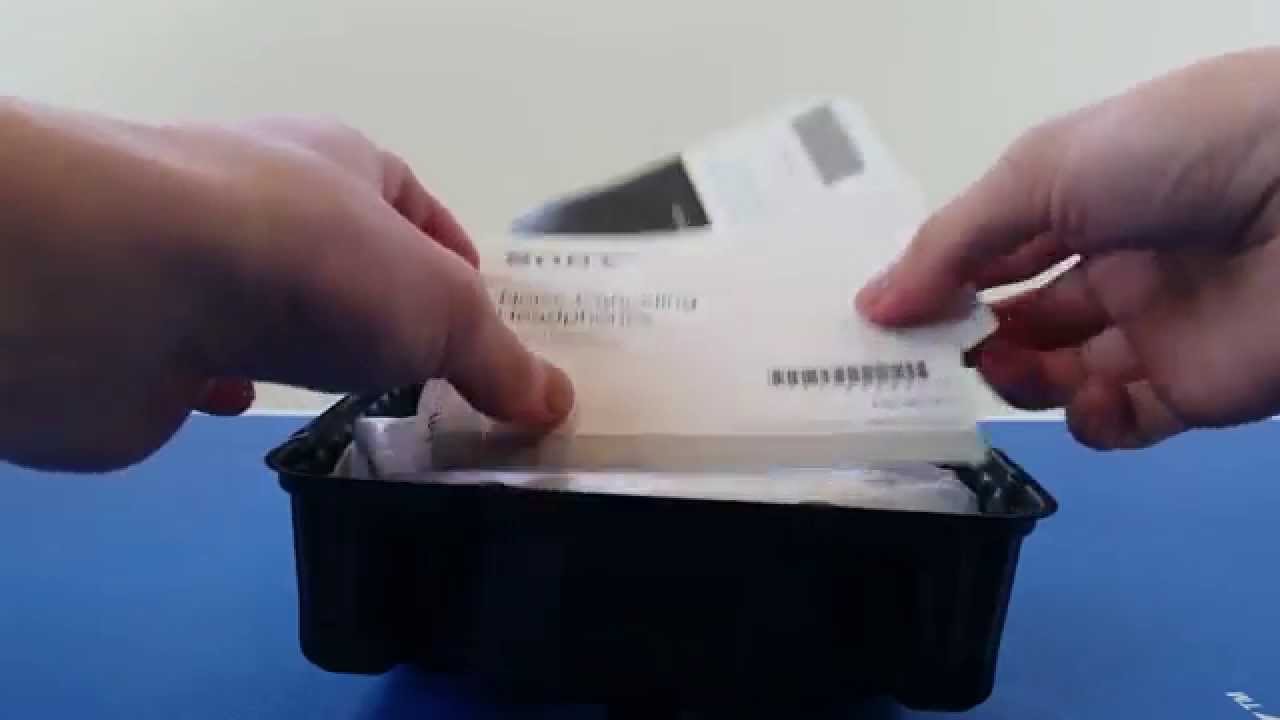 Sony Noise Cancelling Headphones (MDR-NC8/BM1) Unboxing