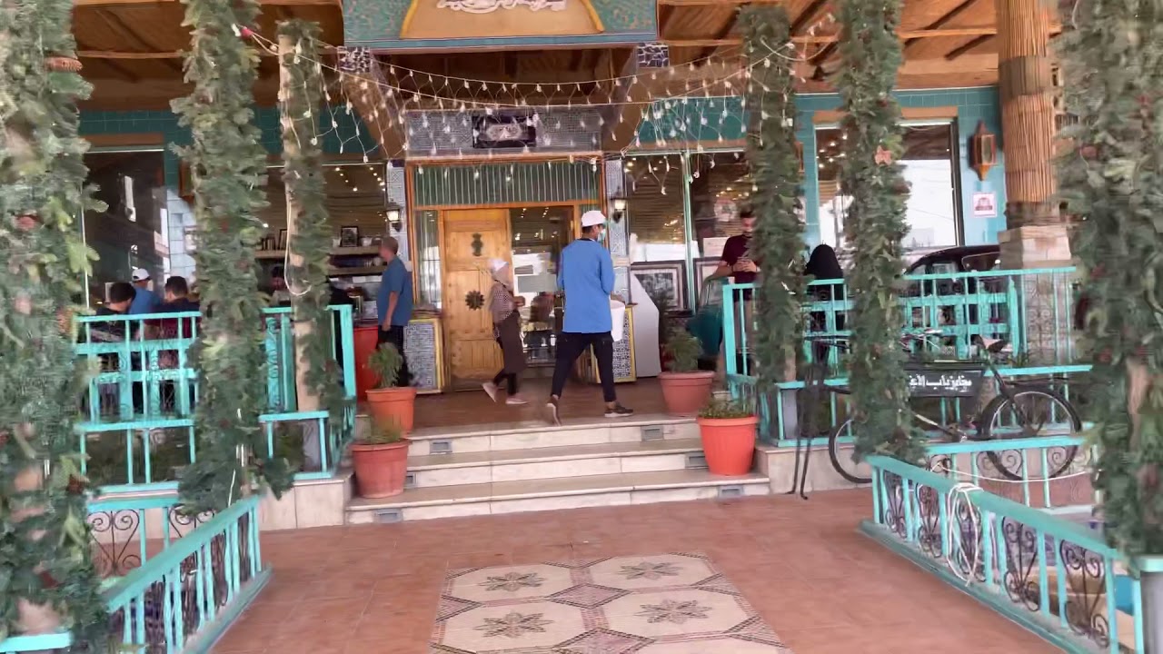 جولة في باب الاغا