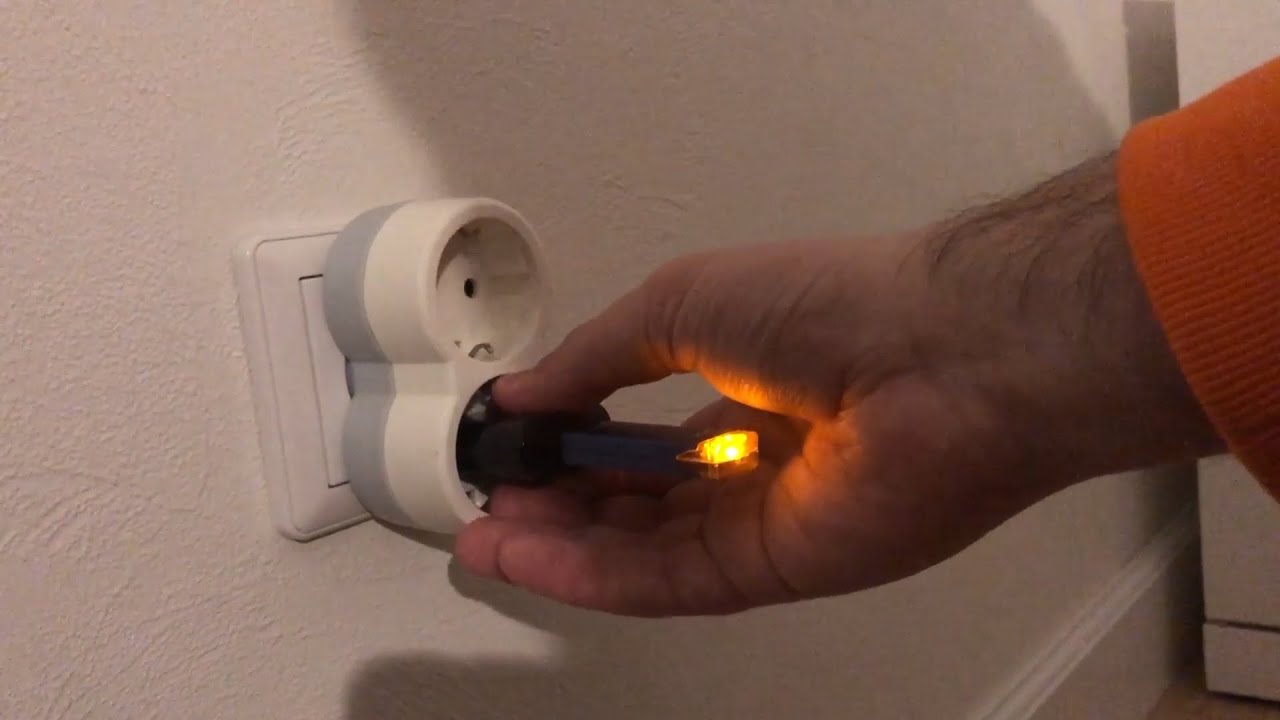 How to charge a USB flash drive