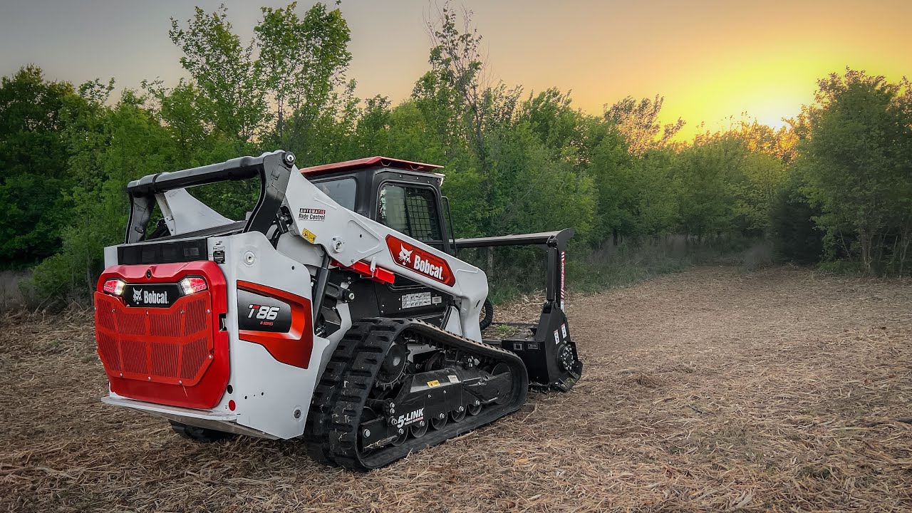 @BobcatCo T86 reclaiming pasture with @deniscimafincus 180D