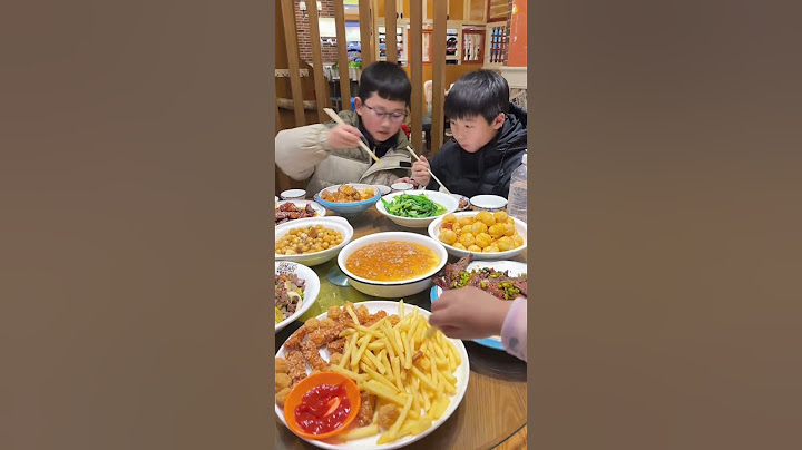 你是什么时候觉得孩子不再依赖你了？ 儿子第一次单独和同学出门玩，从一大早玩到天黑，除了钱不够了打电话找我要钱以外，没有跟我打过一个电话，而我在不停的翻看电话手表的消费记录和定位，我还在担心他单独出门