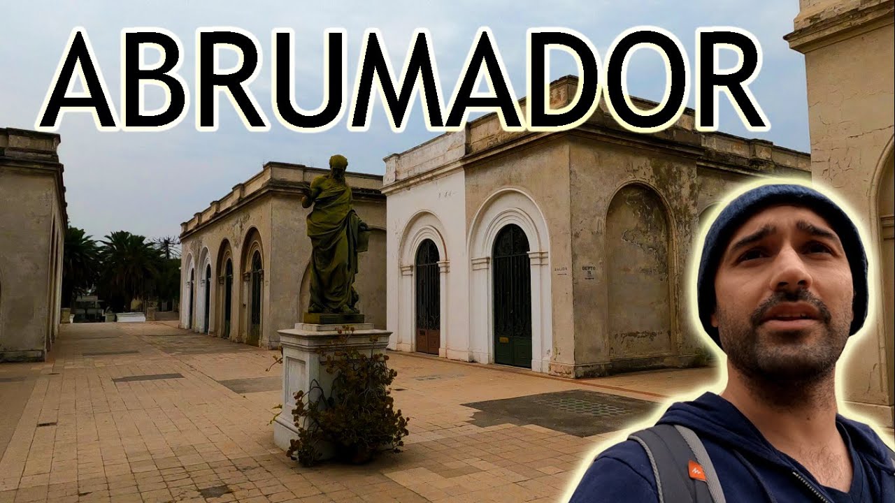 CEMENTERIO CATÓLICO DE SANTIAGO - El cementerio más oscuro y paranormal