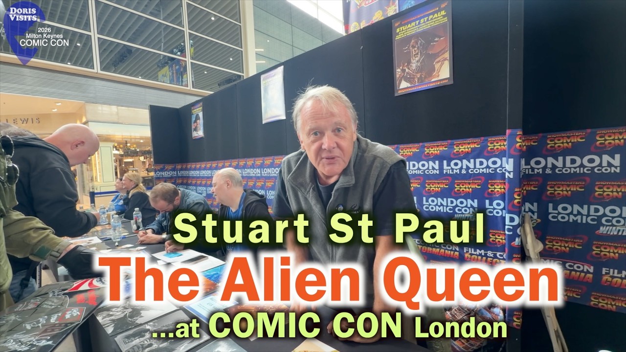 COMIC CON London - The Alien Queen - Stuart St Paul