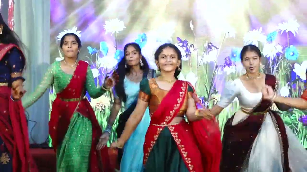 ERRA ERRANI RUMALU - VARSHINI & GROUP || || VNR ... VIBES 'N' RHYTHMS || Alphores JC ,Nirmal