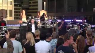 Download Lagu Jay-Z And Eminem Perform Renegade Live on Letterman MP3