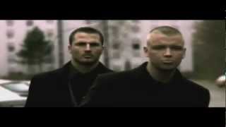 Kollegah feat. Slick one &amp; Tarek (K.I.Z) - Ein Junge weint hier nicht Official Video 3D