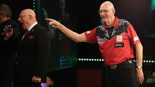 74 Year Old Bob Anderson Hits A 180 For His Final 3 Darts - World Seniors Darts Championships 2022 screenshot 3