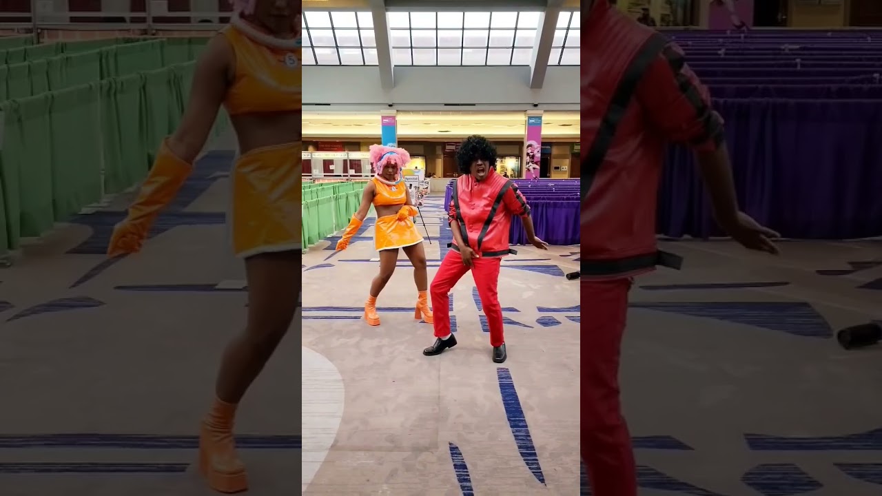 Michael Jackson Thriller with Ulala #shorts bekijken op YouTube Michael Jackson Thriller with Ulala #shorts bekijken op YouTube