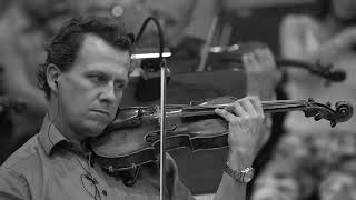 Scarlet Sails - Thomas J. Curran Feat. The Budapest Scoring Orchestra