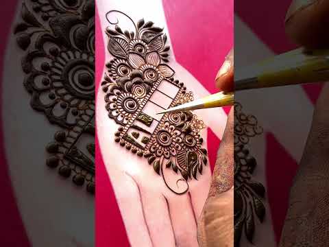 Stylish Name Mehandi