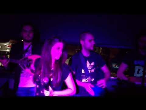 ΧΡΙΣΤΙΝΑ ΜΗΛΙΟΥ LIVE@ΑΠΛΑ