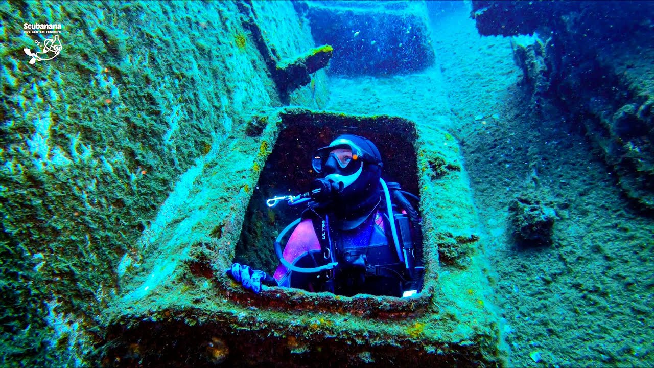 Diving Tabaiba Wreck 'El Peñón' on Tenerife, Canary Islands