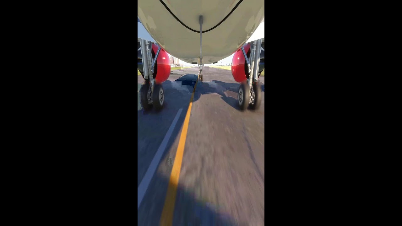 Plane Emergency Landing #plane #avaition  #trending #shortlive