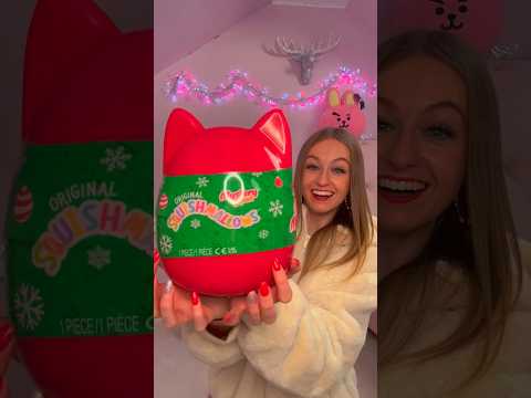 [ASMR] Mystery CRACKERS Advent Calendar - DAY 23!!🐻🎁 (ULTIMATE CRACKER!!🫢) #Shorts