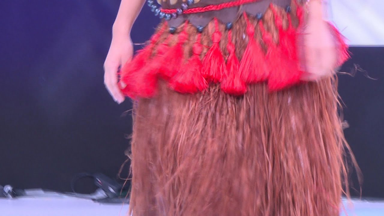 Salon Du Chocolat Defile De Robes Savoureuses Afp Images