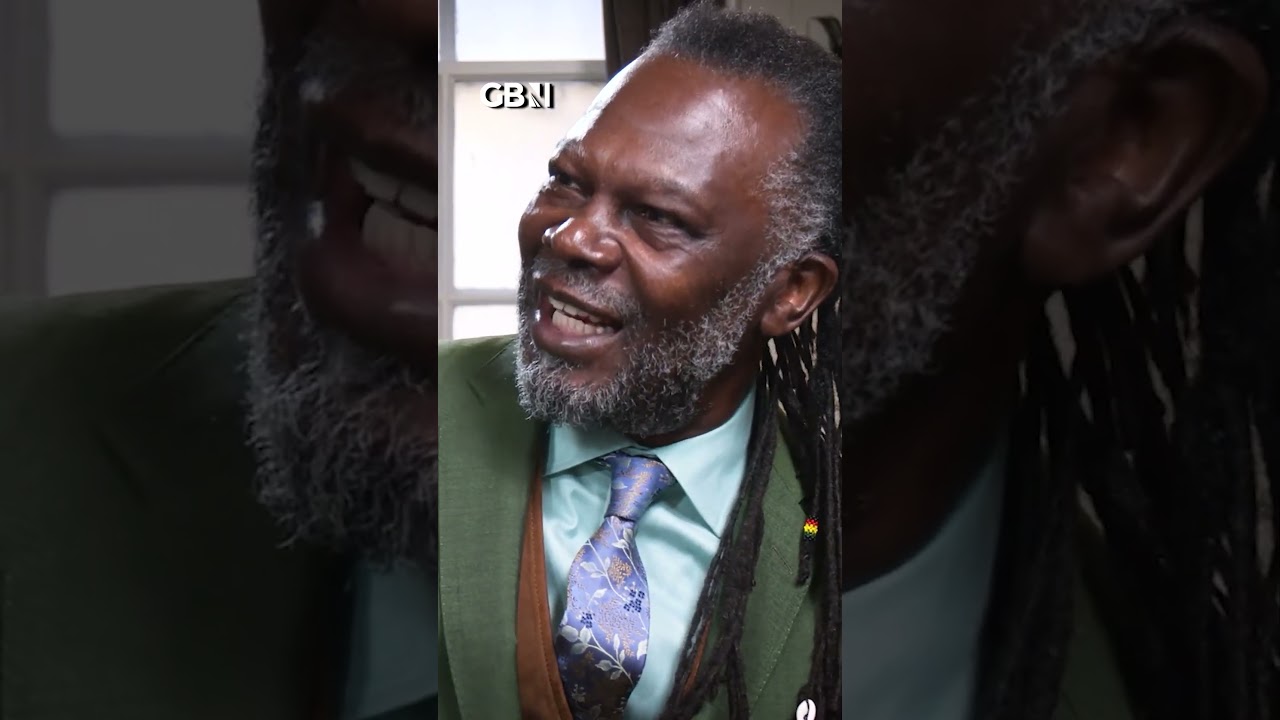 Lee Anderson tries Levi Roots' legendary Reggae Reggae sauce for the very first time