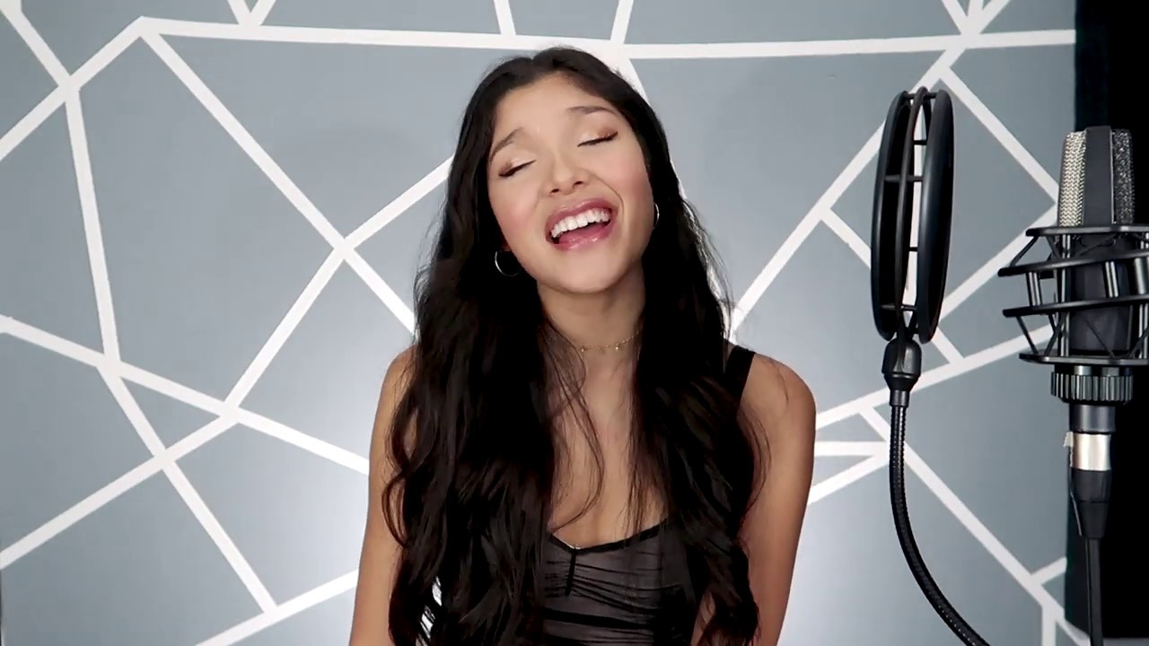 Ariana Grande - Imagine - Athena Cover