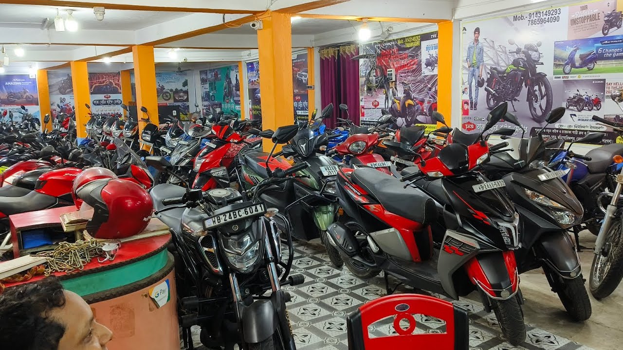 In Kolkata best second hand mileage and sports bike or car EMI
