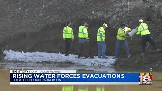 Rising water forces evacuations in Breathitt County