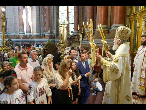 Arhiepiscopul Dunării de Jos, la hramul Bisericii „Sfinţii Apostoli Petru şi Pavel“ din Brăila